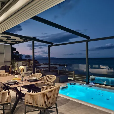 Blue View - Coastal Elegance With Swim Spa, By Zantewize Вилла